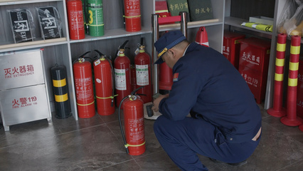 綏化市消防救援支隊(duì)開(kāi)展滅火器專項(xiàng)抽查工作，筑牢消防安全防線