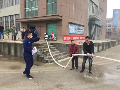 消防安全無小事 新干縣消防救援大隊深入振升箱包廠等單位開展“一警六員”實操實訓